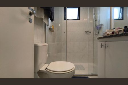 Apartamento à venda com 129m², 3 quartos e 4 vagas Apartamento à venda com 129m², 3 quartos e 4 vagasBanheiro da Suíte 3