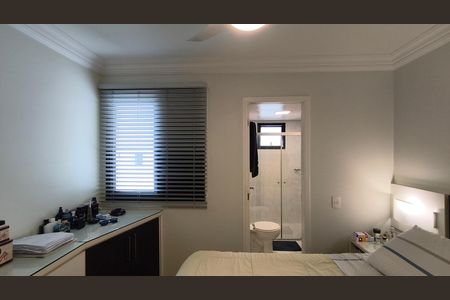 Apartamento à venda com 129m², 3 quartos e 4 vagas Apartamento à venda com 129m², 3 quartos e 4 vagasSuíte 3