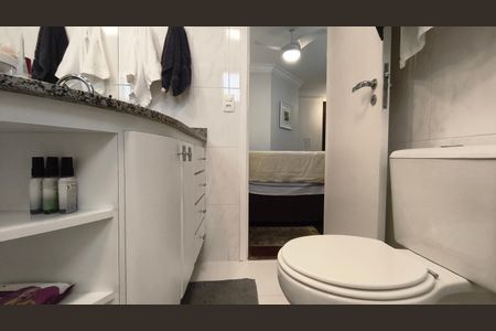 Apartamento à venda com 129m², 3 quartos e 4 vagas Apartamento à venda com 129m², 3 quartos e 4 vagasBanheiro da Suíte 3