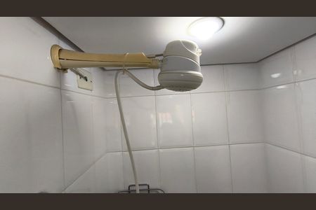 Apartamento à venda com 129m², 3 quartos e 4 vagas Apartamento à venda com 129m², 3 quartos e 4 vagasBanheiro de Serviço