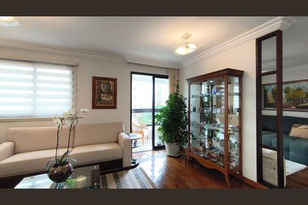 Apartamento à venda com 129m², 3 quartos e 4 vagas Apartamento à venda com 129m², 3 quartos e 4 vagasSala