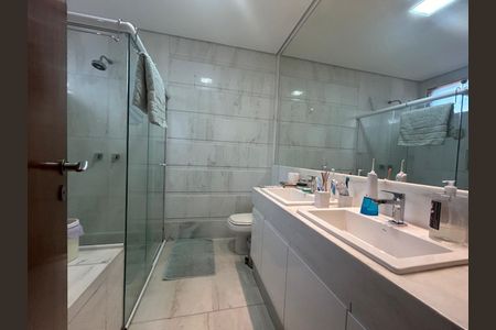 Casa à venda com 548m², 4 quartos e 6 vagas