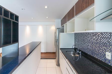 Apartamento à venda com 72m², 2 quartos e 2 vagasCozinha