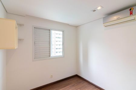 Apartamento à venda com 72m², 2 quartos e 2 vagasQuarto