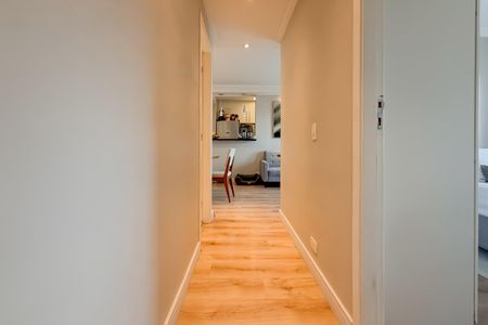 Apartamento à venda com 65m², 2 quartos e 1 vagaCorredor