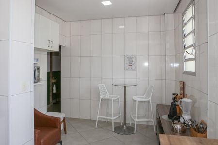 Apartamento para alugar com 112m², 3 quartos e sem vaga Apartamento para alugar com 112m², 3 quartos e sem vagaCozinha e Área de Serviço
