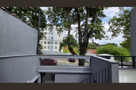 Vista  de casa para alugar com 2 quartos, 175m² em Jardim das Maravilhas, Santo André