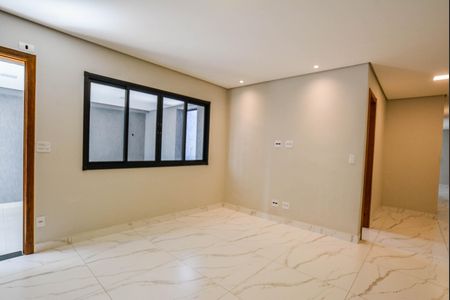 Casa para alugar com 175m², 2 quartos e 1 vaga Casa para alugar com 175m², 2 quartos e 1 vagaSala