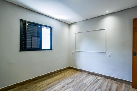Casa para alugar com 175m², 2 quartos e 1 vaga Casa para alugar com 175m², 2 quartos e 1 vagaQuarto Suíte