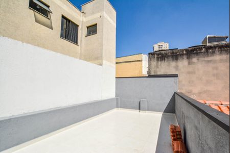 Casa para alugar com 175m², 2 quartos e 1 vaga Casa para alugar com 175m², 2 quartos e 1 vagaLaje
