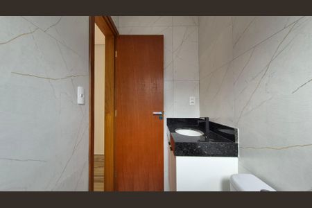 Casa para alugar com 175m², 2 quartos e 1 vagaBanheiro da suíte 