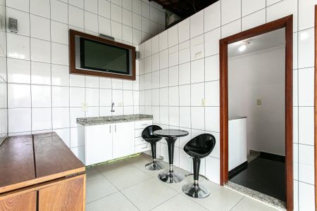 Casa de condomínio à venda com 192m², 3 quartos e 3 vagasEspaço Gourmet