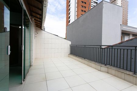 Casa de condomínio à venda com 192m², 3 quartos e 3 vagasVaranda