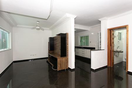 Sala de casa de condomínio à venda com 3 quartos, 192m² em Vila Carrão, São Paulo