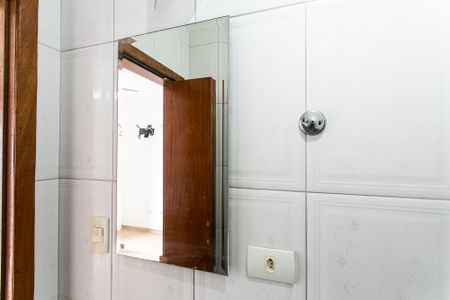 Casa de condomínio à venda com 192m², 3 quartos e 3 vagasBanheiro da Suíte 2