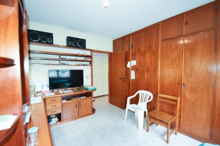 Apartamento à venda com 136m², 3 quartos e 1 vagaquarto 3