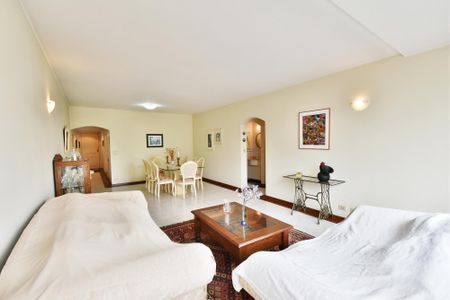 Apartamento à venda com 136m², 3 quartos e 1 vagaSala de estar