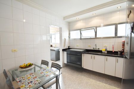 Apartamento à venda com 136m², 3 quartos e 1 vagacozinha