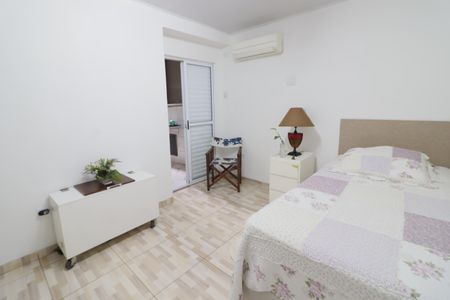 Casa à venda com 224m², 3 quartos e 2 vagasQuarto 3