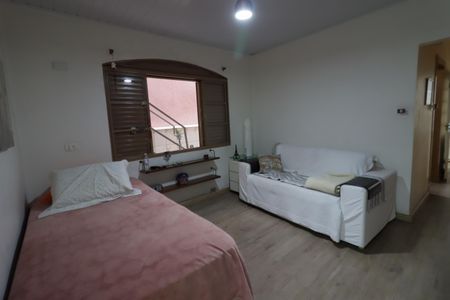 Casa à venda com 224m², 3 quartos e 2 vagasSuíte 1