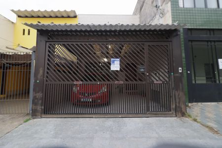 Casa à venda com 224m², 3 quartos e 2 vagasFachada