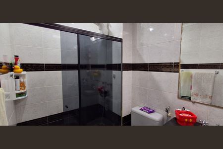 Apartamento à venda com 122m², 2 quartos e 1 vaga Apartamento à venda com 122m², 2 quartos e 1 vagaBanheiro Social