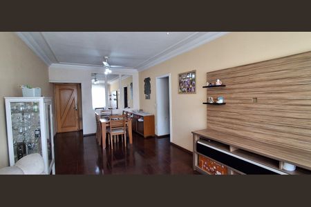 Apartamento à venda com 122m², 2 quartos e 1 vaga Apartamento à venda com 122m², 2 quartos e 1 vagaSala