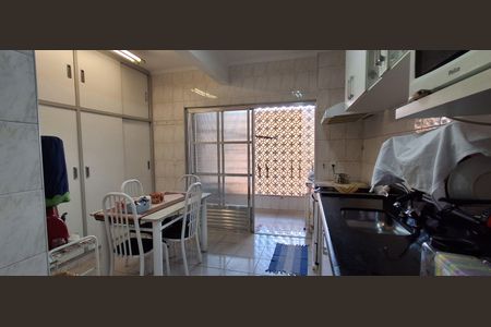 Apartamento à venda com 122m², 2 quartos e 1 vaga Apartamento à venda com 122m², 2 quartos e 1 vagaCozinha
