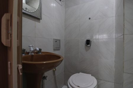 Casa à venda com 1400m², 5 quartos e sem vagaBanheiro 3