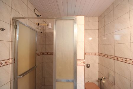 Casa à venda com 1400m², 5 quartos e sem vagaBanheiro 2