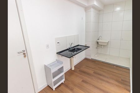 Apartamento para alugar com 34m², 2 quartos e sem vaga Apartamento para alugar com 34m², 2 quartos e sem vagaCozinha e Área de Serviço