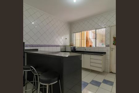 Casa à venda com 250m², 3 quartos e 3 vagasFoto 03
