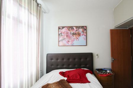 Casa à venda com 360m², 3 quartos e 2 vagas Casa à venda com 360m², 3 quartos e 2 vagasSuíte