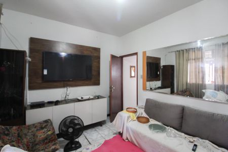 Casa à venda com 360m², 3 quartos e 2 vagas Casa à venda com 360m², 3 quartos e 2 vagasQuarto 1