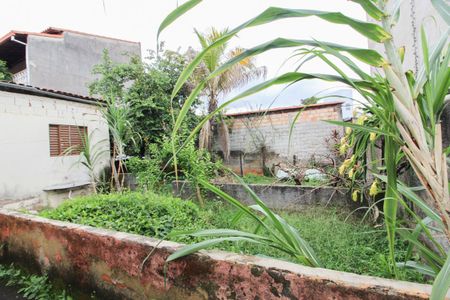 Casa à venda com 360m², 3 quartos e 2 vagas Casa à venda com 360m², 3 quartos e 2 vagasQuintal