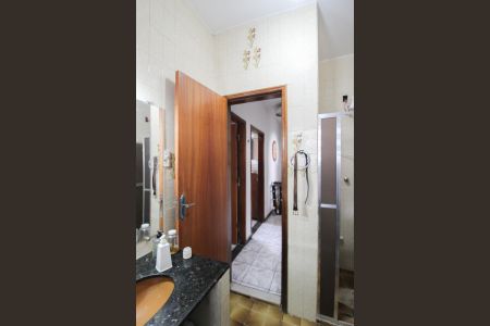 Casa à venda com 360m², 3 quartos e 2 vagas Casa à venda com 360m², 3 quartos e 2 vagasBanheiro Social