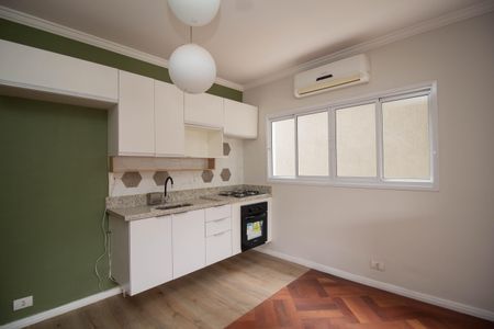 Casa para alugar com 100m², 2 quartos e 2 vagas Casa para alugar com 100m², 2 quartos e 2 vagasCozinha