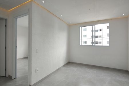 Apartamento para alugar com 76m², 2 quartos e 1 vagaSala