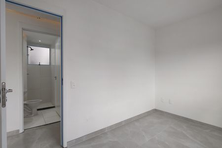 Apartamento para alugar com 76m², 2 quartos e 1 vagaQuarto 1