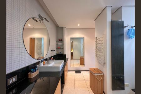 Casa à venda com 220m², 3 quartos e 2 vagas