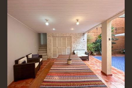 Casa à venda com 3 quartos, 220m² em Brooklin, São Paulo