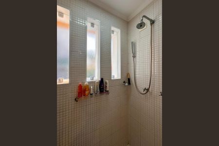 Casa à venda com 220m², 3 quartos e 2 vagas