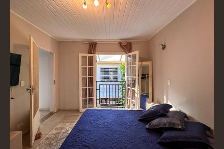 Casa à venda com 220m², 3 quartos e 2 vagas