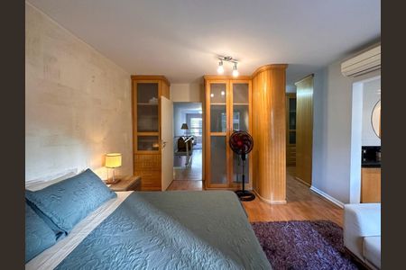 Casa à venda com 3 quartos, 220m² em Brooklin, São Paulo