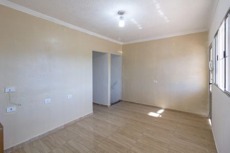 Sala de casa para alugar com 0 quarto, 63m² em Jardim Presidente Dutra, Guarulhos