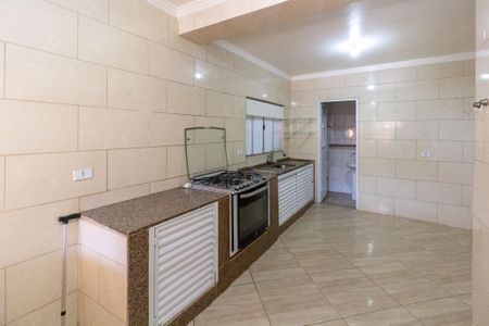 Cozinha de casa para alugar com 0 quarto, 63m² em Jardim Presidente Dutra, Guarulhos