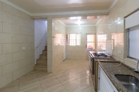 Cozinha de casa para alugar com 0 quarto, 63m² em Jardim Presidente Dutra, Guarulhos