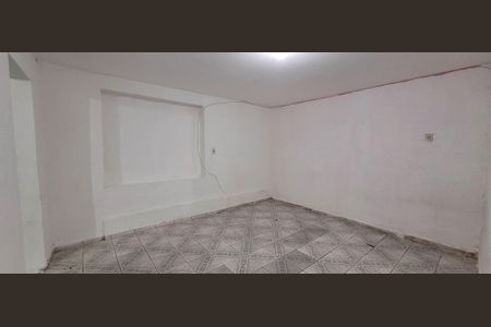 Casa para alugar com 1 quarto, 100m² em Vila Virginia, Itaquaquecetuba