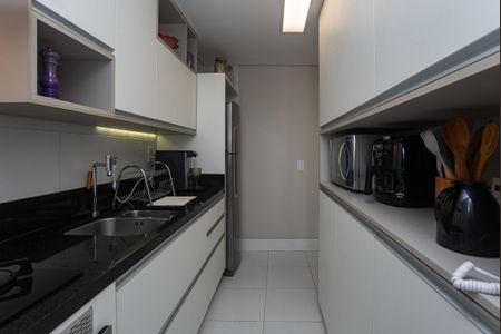 Apartamento à venda com 79m², 2 quartos e 2 vagas Apartamento à venda com 79m², 2 quartos e 2 vagasCozinha