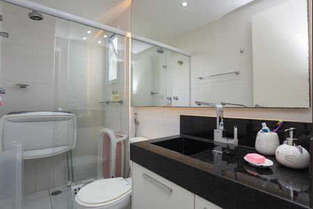 Apartamento à venda com 79m², 2 quartos e 2 vagas Apartamento à venda com 79m², 2 quartos e 2 vagasBanheiro Social